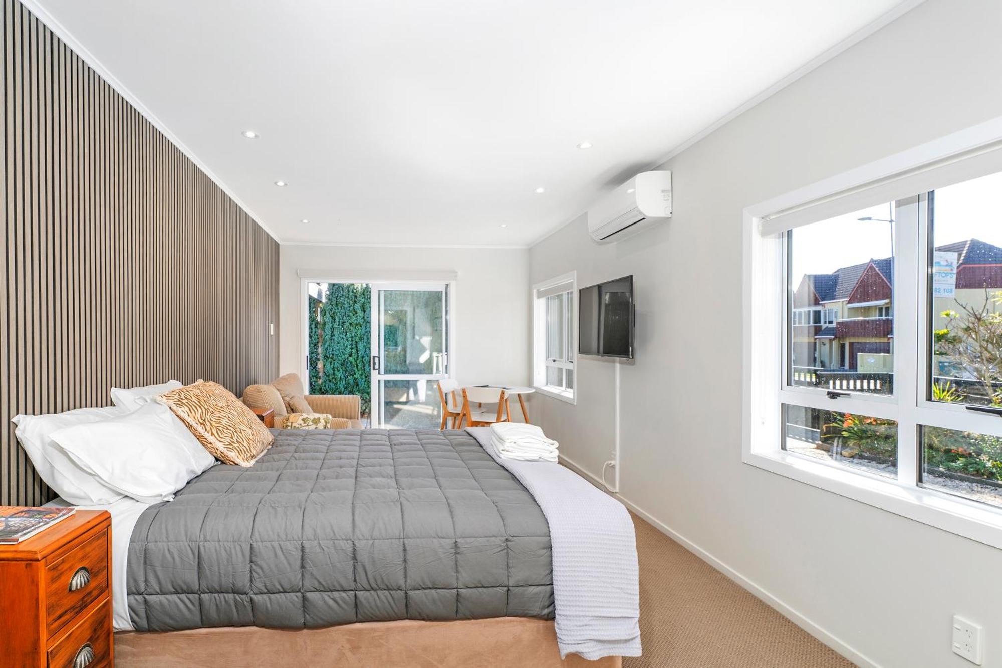 Rooftops Accommodation Whitianga Exterior photo